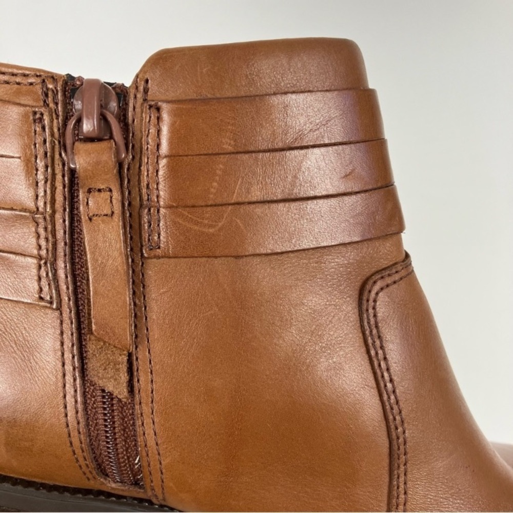 Clarks Tan Leather Ankle Booties - Picture 12 of 16
